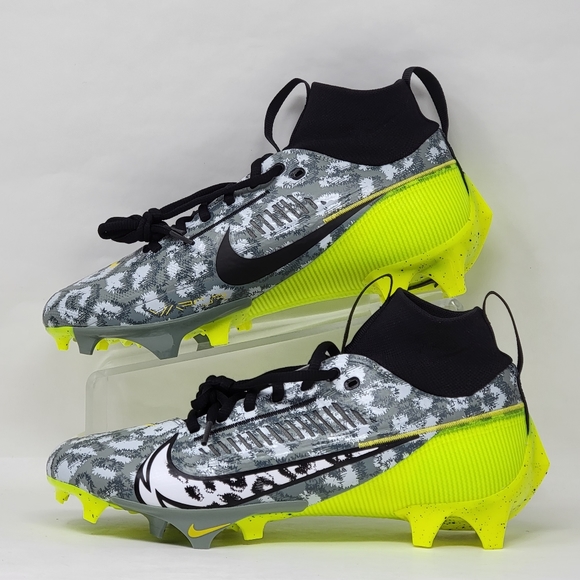 nike camo football cleats